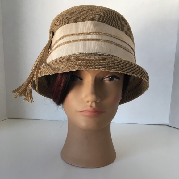 1920's Art Deco Cloche Great Gatsby Brocade Hat - Picture 1 of 8